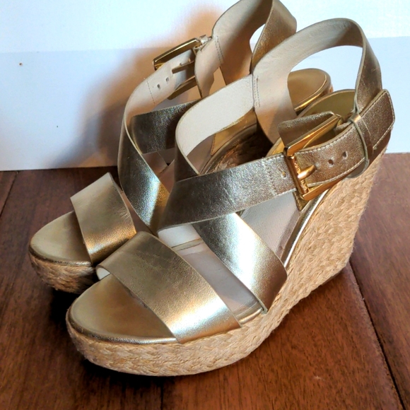 Michael Kors Giovanna gold wedge espadrilles SZ6 - Picture 2 of 9
